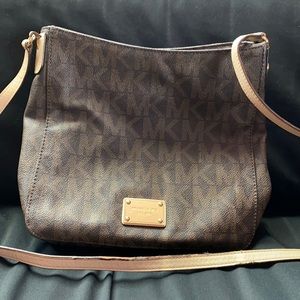 Crossbody bag- Michael Kors